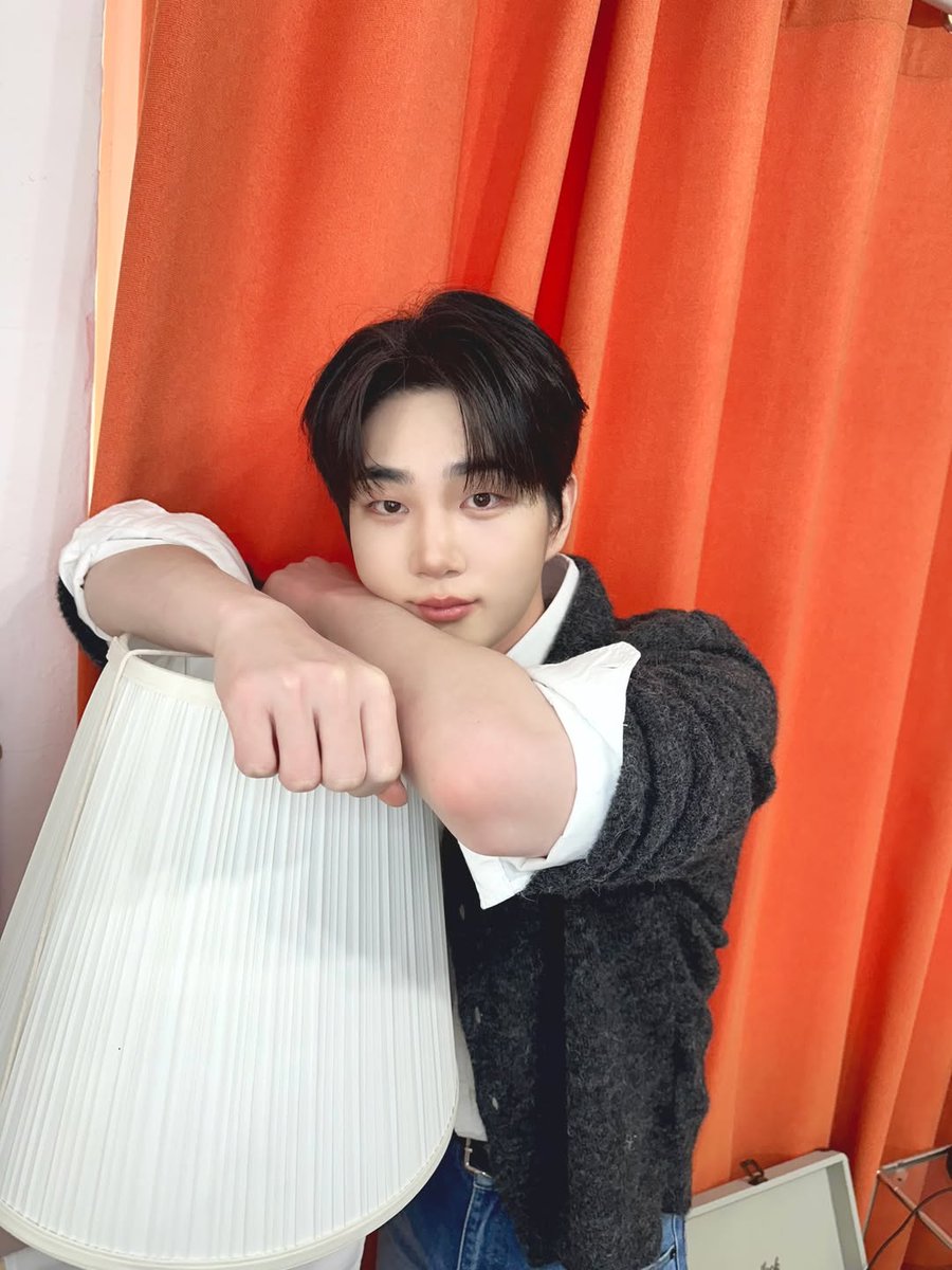 C리얼 tweet media