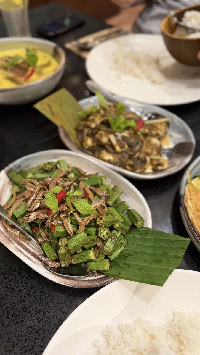 asriray's tweet photo. Cili kampung 1 utama #cilikampung https://t.co/bEGvGB8UpZ