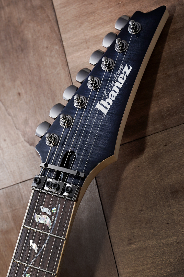 GrandeyJungle's tweet image. 🎸#Ibanez 最高峰j.custom 7弦モデル

国内の工房で製作するIbanez最高峰j.customから7弦モデルが入荷致しました！
今回入荷はローズウッド指板採用の最新仕様でございます。

✅ikebe-gakki.com/Form/Product/P…