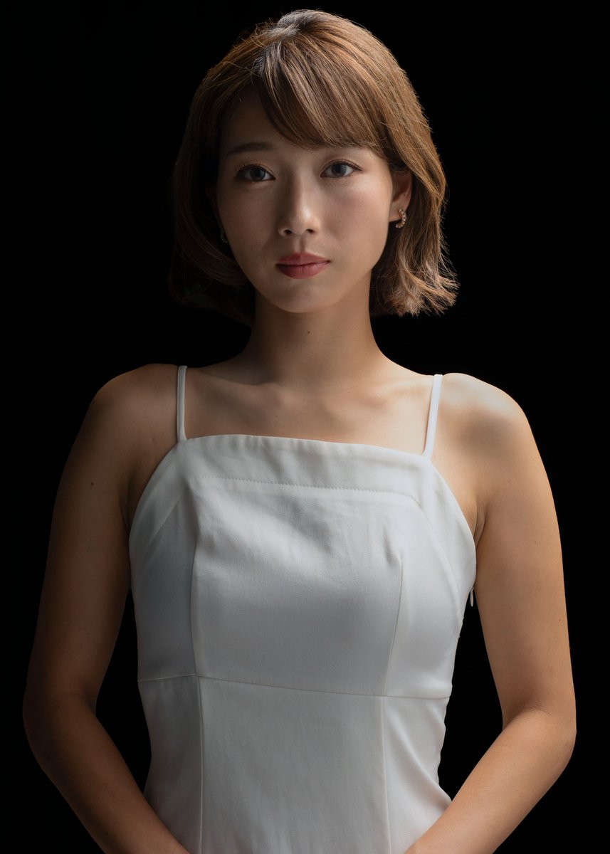 Quiet Gaze (Kazumi, Tokyo) 静かな視線（カズミ／東京