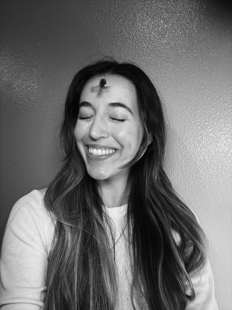 b ⭐️ tweet media