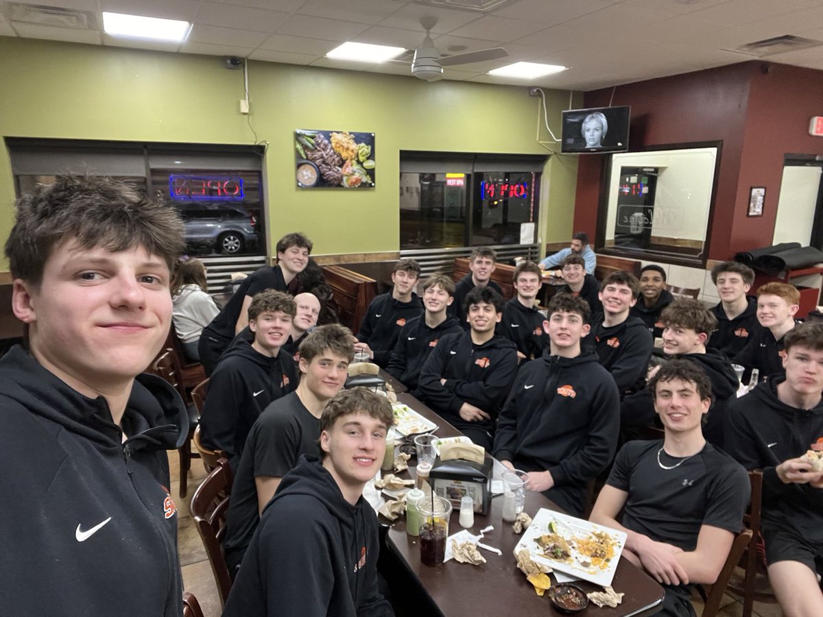 Coach Healy tweet media