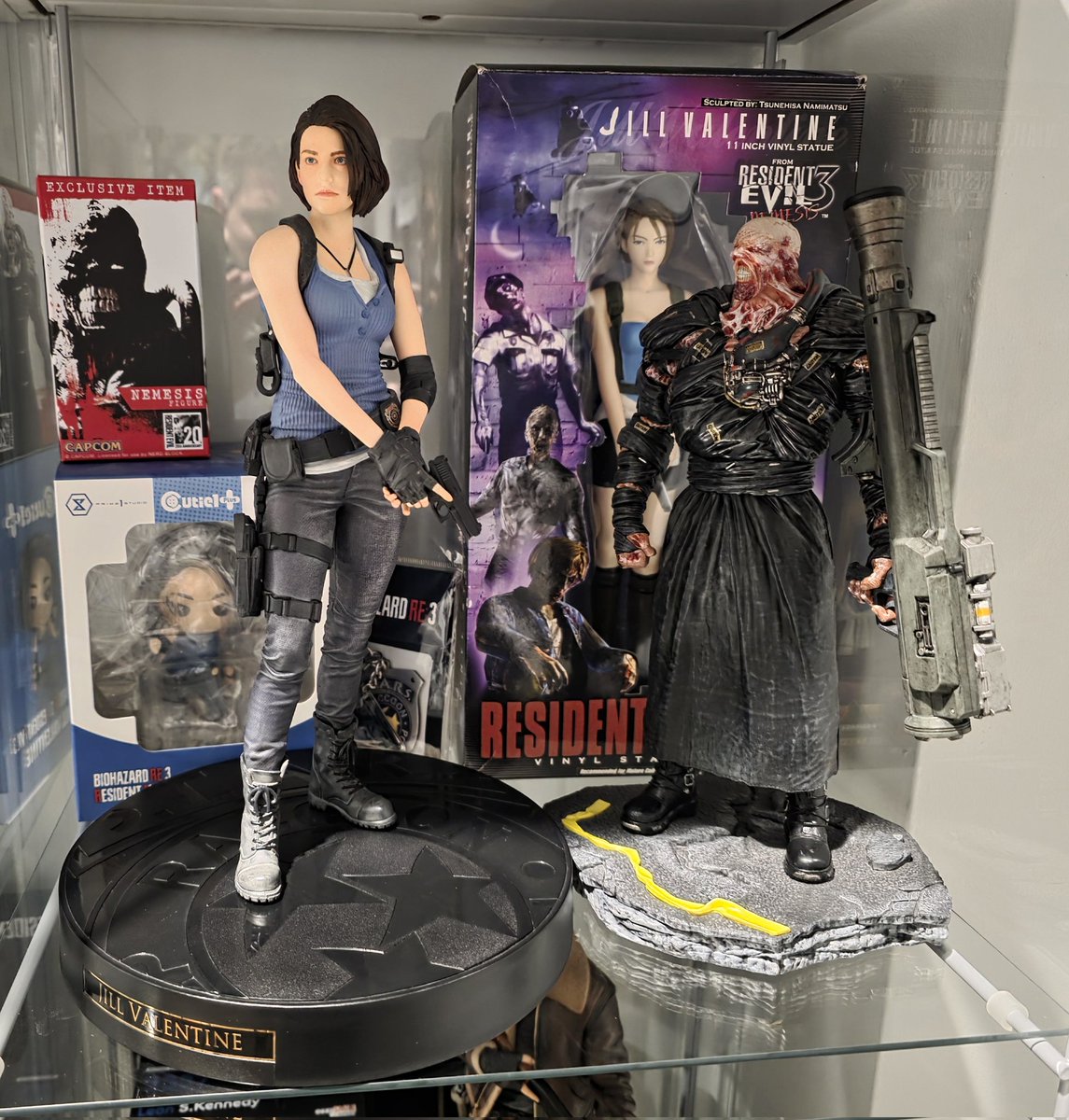 Prime1Studio Jill Valentine Cutie1+ Figure fits nicely right into