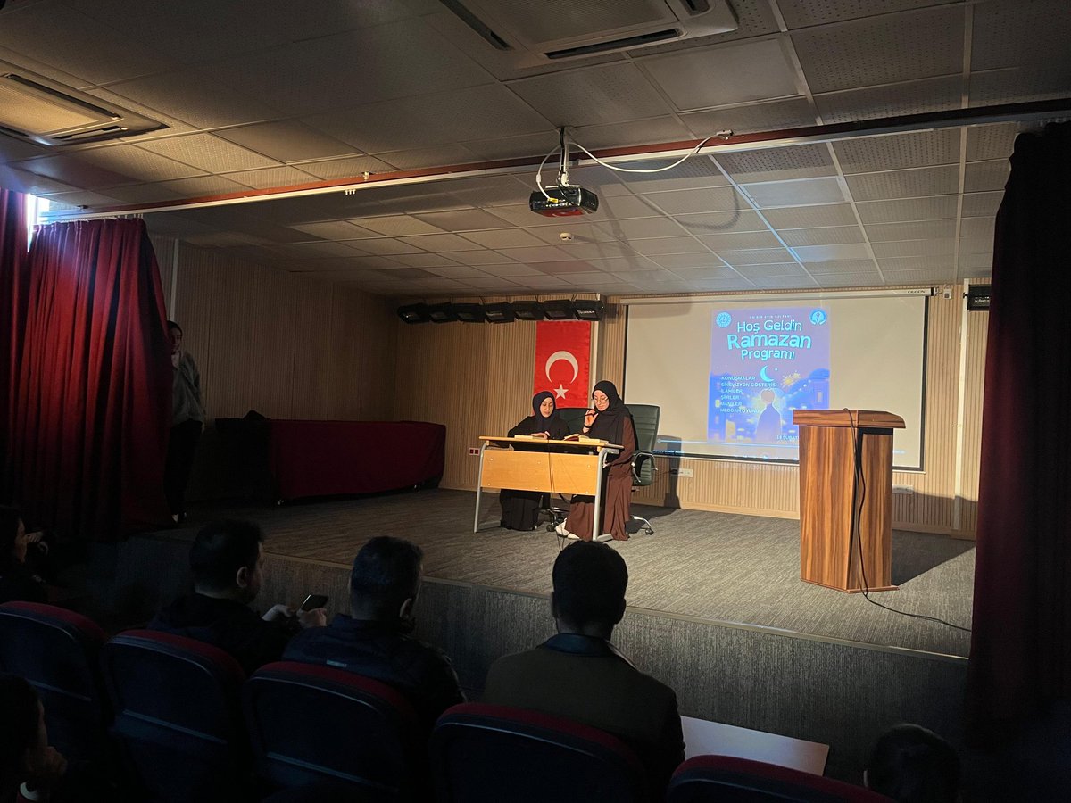 CinarKizAnadolu's tweet photo. Çınar Kız Anadolu İHL ailesi olarak rahmet, bereket ve paylaşma ayı olan Ramazan’a kavuşmanın huzurunu ve coşkusunu yaşıyoruz. Bu bağlamda öğrencilerimiz ile birlikte okulumuzu,sınıflarımızı süsledik ,hoş geldin Ramazan adlı programımızı gerçekleştirdik.
@ysf_gzl_ @sadoglu_salih https://t.co/lY2gDSoiAs