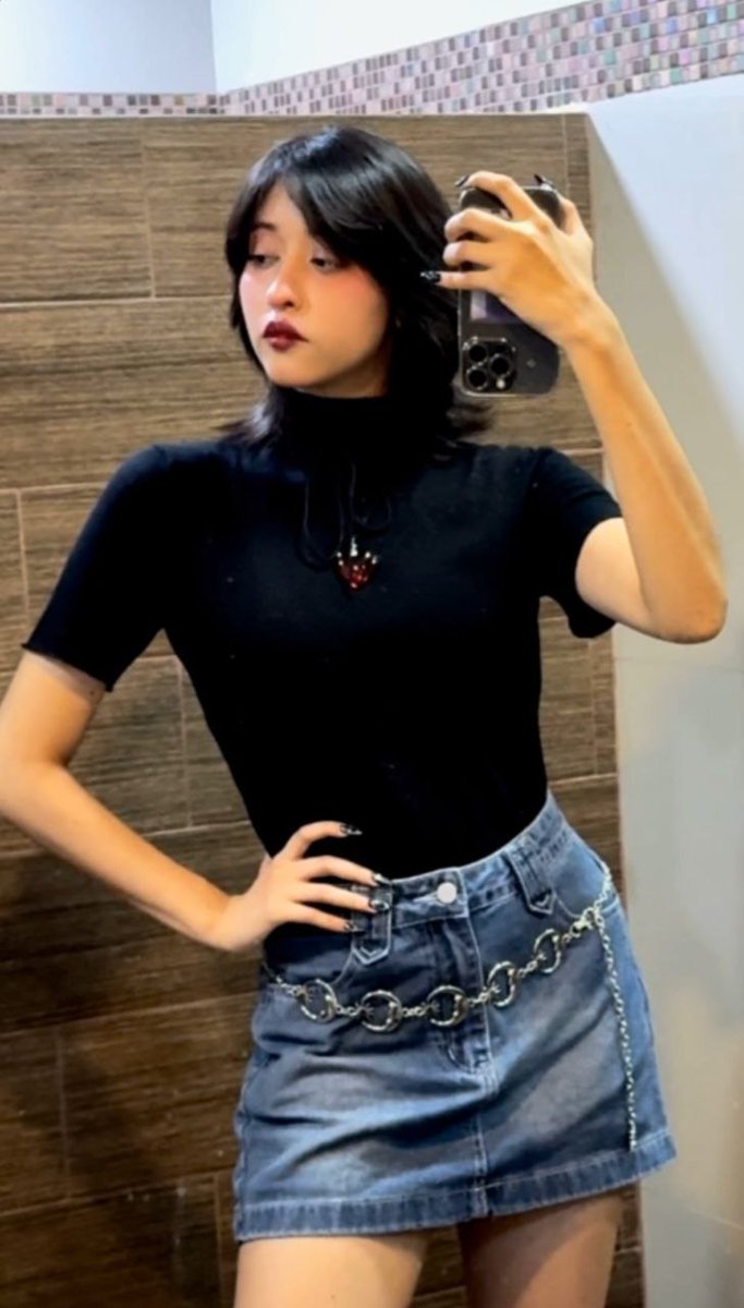 Addicted_Goone's tweet photo. Quién diría que las Ximenas son tan zorras? Ya aquí les traigo otra Ximena de parte del cuck de Daniela que me pidió publicar más de las zorras de sus crushes, pueden decirles cualquier cosa morbosa que deseen. https://t.co/UQyMIBkEji
