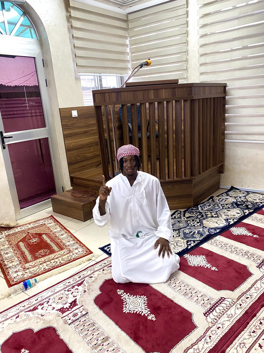 _abarryali's tweet photo. If you’re a Muslim Drop a like and comment Lah ilaha ilallah ☝️ https://t.co/Ul5CbhIyk0