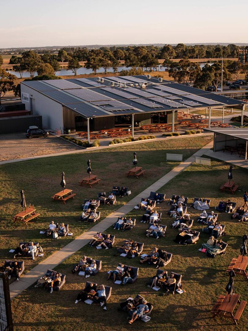 melbournecable's tweet photo. What a lovely valentine’s evening, thanks to everyone that came down! 

#melbournecablepark #outdoorrecreation #outdoorcinema #valentinesday https://t.co/cYRJw1lpsU https://t.co/VkVOGjEOdJ