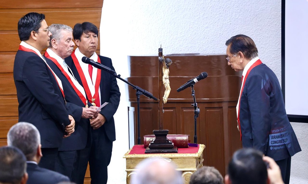 Perú: tras destituir a José Jerí, el congresista José María Balcázar fue elegido Presidente de la República baopina.com/2026/02/19/per… vía @BAOpina #peru #jeri #josejeri #balcazar #congreso #lima #keikofujimori #lopezaliaga #balcazarzelada #alvaprieto #Rospigliosi #elecciones2026