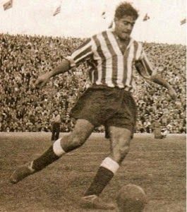 Don Adrián Escudero merece una placa en el paseo de las leyendas el carnet de socios
Desde esta cuenta y apoyando la iniciativa de <a href="/garatelli/">Garatelli </a> vamos con la turra
Día 5️⃣8️⃣
#EscuderoLeyenda