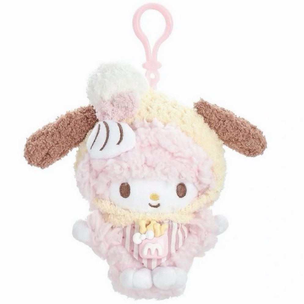 bag charms that are very #me coded 🎀🍮💭