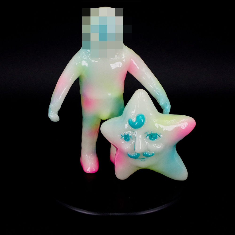 ソフビ抽選情報】Ouch&OopsよりSTARMAN(GID)抽選開始！ 暗闇で怪しく