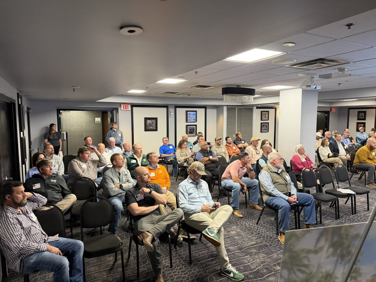 msroadbuilder's tweet photo. At our recent regional Road Builders’ meeting on the Coast, we heard from Bill Lavers of Harrison County Development Commission and Clay Williams of the Gulfport-Biloxi Airport. https://t.co/Aoi9LpWH8P