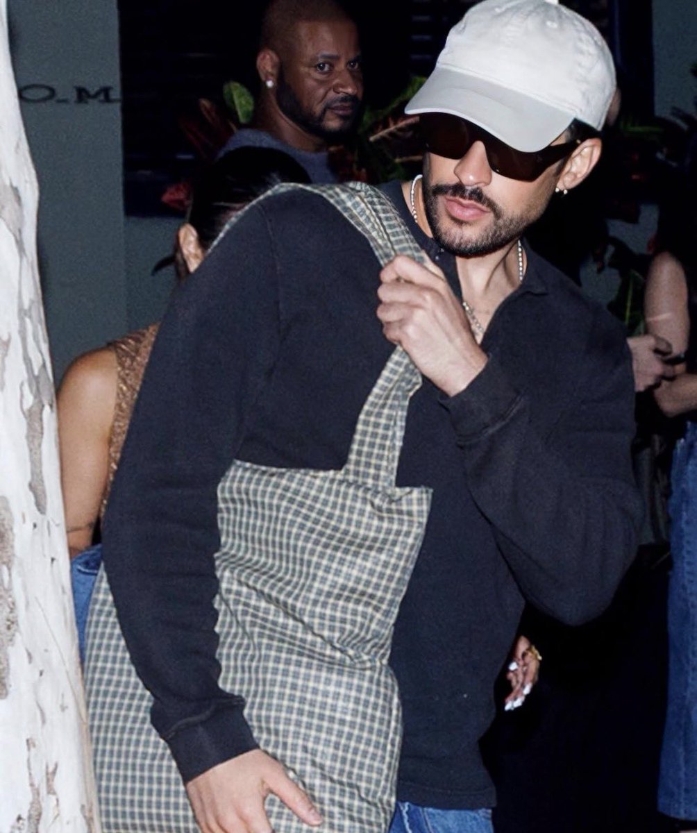 mami be careful de jawline