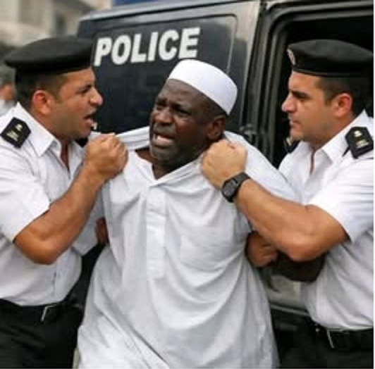 هل يمكن أن ترتقي هذه الانتهاكات ضد السودانيين 
إلى «جرائم ضد الإنسانية»؟

قد يختلف القانونيون في توصيف ما يحدث، لكن الحقيقة التي لا تحتاج إلى محكمة لتأكيدها هي أن كرامة الإنسان تُسحق كل يوم، وأن السودانيين يُعاملون كأنهم خارج دائرة الحقوق والحماية.

من الناحية القانونية الدولية،