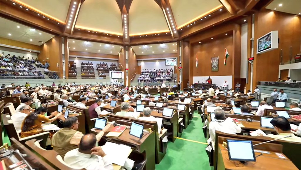 A ₹4,08,053 crore budget for FY 2026–27 was tabled, focusing on holistic development and citizen welfare.

#ViksitGujaratBudget #BudgetSession