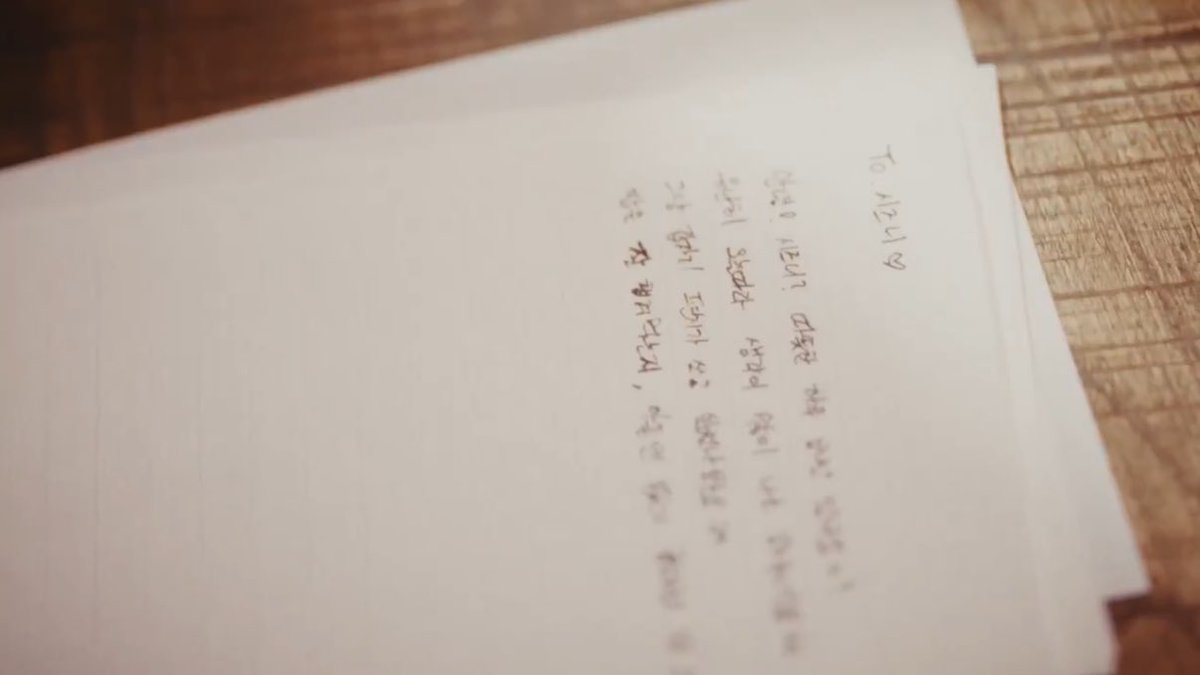 ( ˃̣̣̣̣o˂̣̣̣̣ ) …