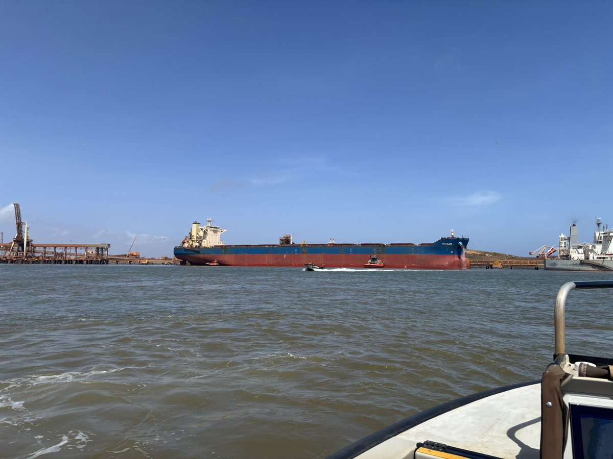 Capt_Chronicles's tweet image. Boarded this Monster , 170000 MT Cape Size Bulk Carrier!!!