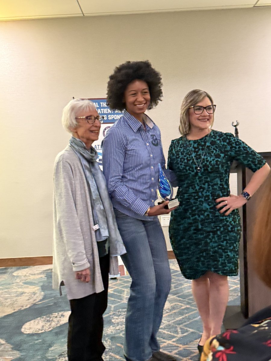 barbarasegarra's tweet photo. Representation matters. So proud of the 2nd cohort of the Latino Cancer Patient Advocate. Dreams do come true. Thanks @pfizer @bmsnews @ExactSciences & @Stemline sponsorship #ACRLP26 https://t.co/hG2E5EiTqn