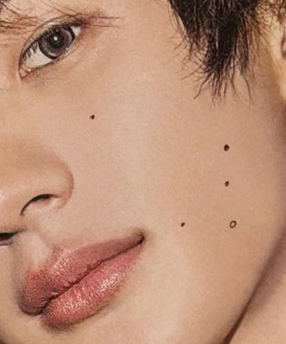 u r so cute &amp; cool ↓((my brother 하하 얜톤감성으로 써봄
.⢀⠐⠈...?