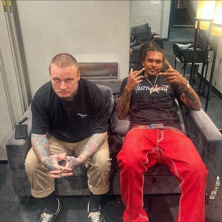 Hackle Daily tweet media