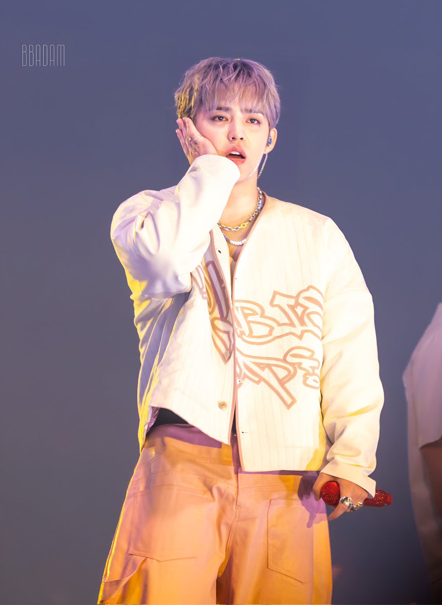 moa_2023's tweet photo. 260214 CxM DOUBLE UP in Busan
DAY2
so cute ⌯'⌓'⌯
#세븐틴 #SEVENTEE
#승철 #최승철 #エスクプス #SCOUPS #에스쿱스
#CxM #에스쿱스X민규
#DOUBLE_UP_BUSAN https://t.co/J5RGZu8BpU