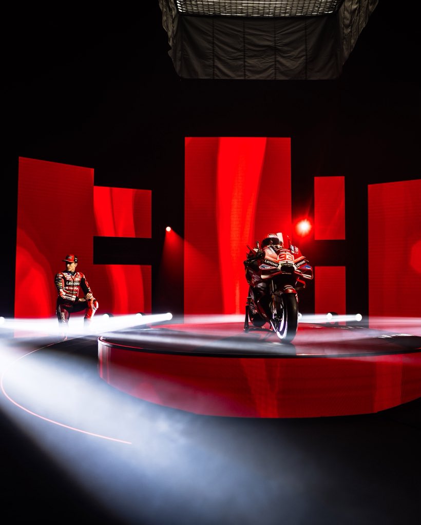 Are you ready? 🔥
🔜🇹🇭 #buriramtest 

#ForzaDucati #DucatiLenovoTeam