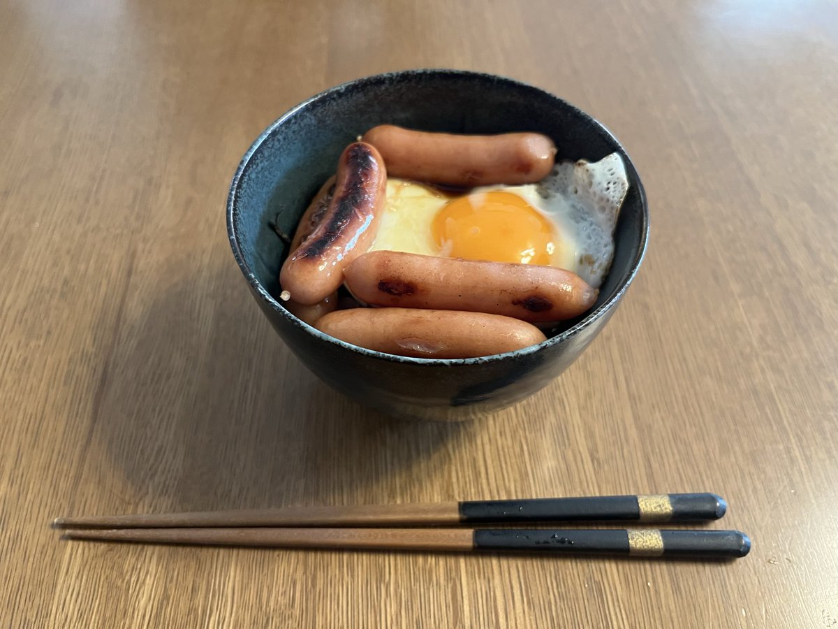 campworks_1's tweet photo. やっぱりこれが好き

 #キャンプにいけない日のキャンプ飯 https://t.co/FWE1UEUuLl