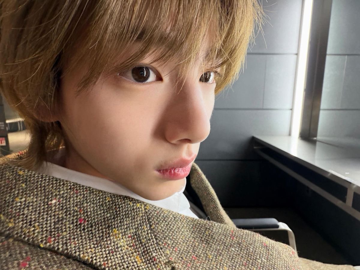 bee010ee's tweet image. 틴훈

쥬후나아침에짜증내서미안해
난케밥먹으면서파란색옷이입고싶었어
그리곤케밥을다먹었지
근데너가녹색옷을가져다놓은거야
그걸받아드리기가힘들었던것같아
고작그걸로짜증내면안됐는데
미안해여보
                                 미친인간.아바타새끼.넌저녁없어