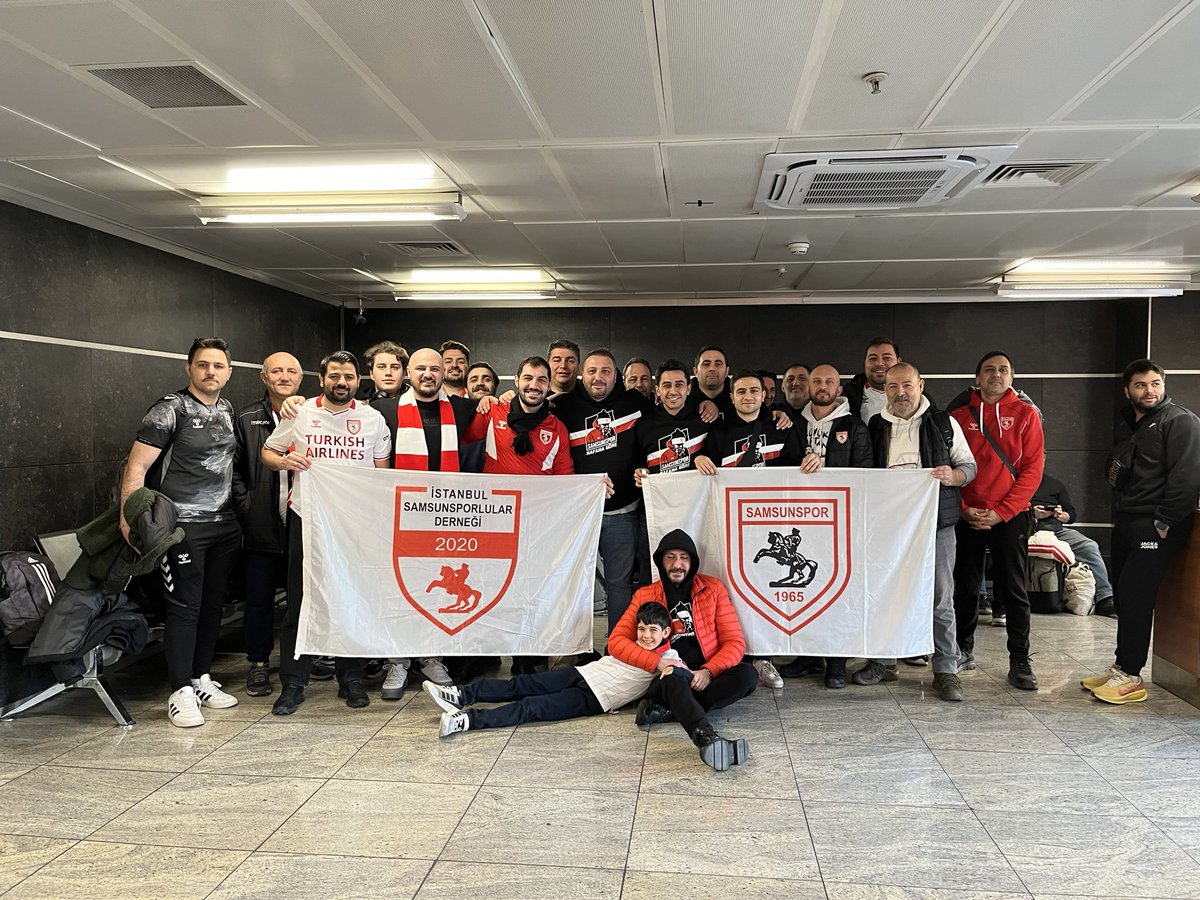 Geliyoruz 🥰❤️🤍

Road to Üsküp✈️