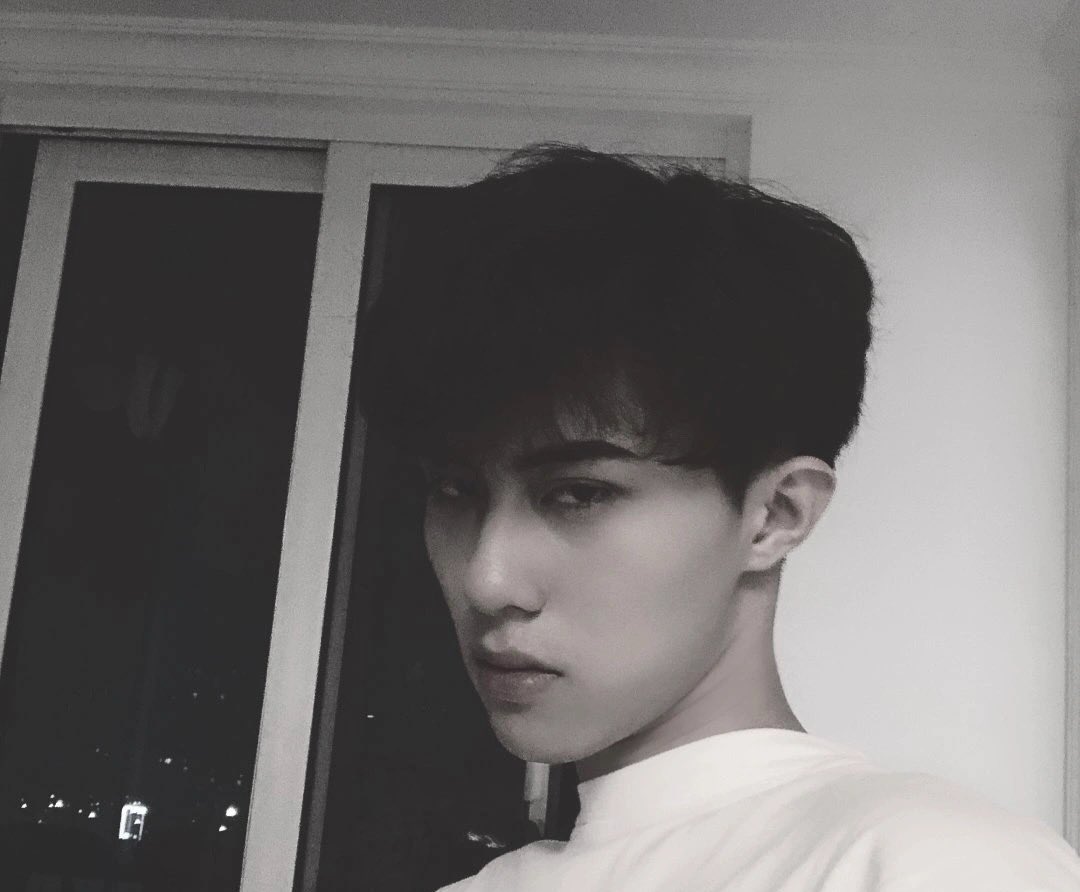 Onlykingofworld's tweet photo. #男尊女卑 世界应有的秩序 https://t.co/ot3mcv3Sg1