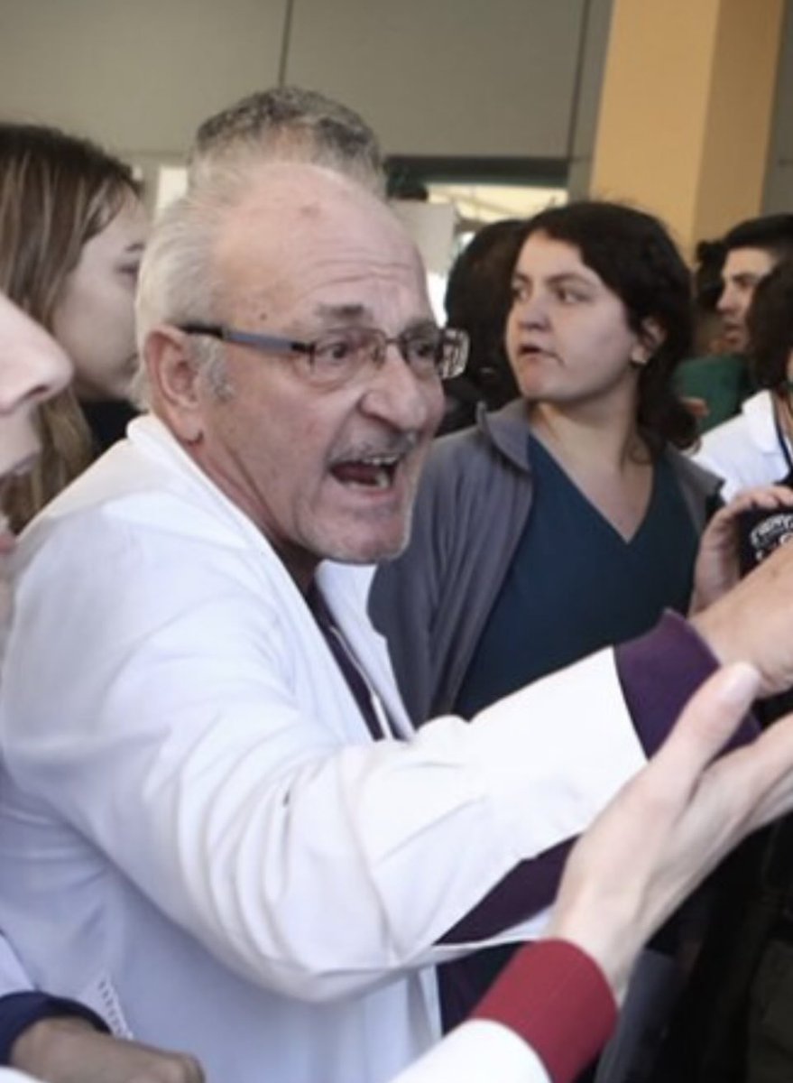 Ηθικός Πλεονέκτης tweet media