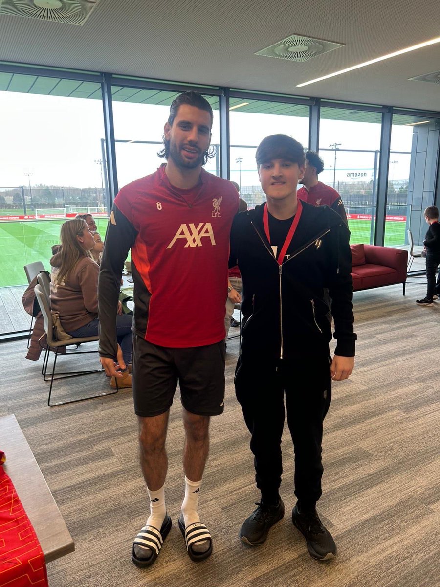 davidg_1966's tweet photo. Thank you @lfc ❤️ https://t.co/ripmyrcXxU