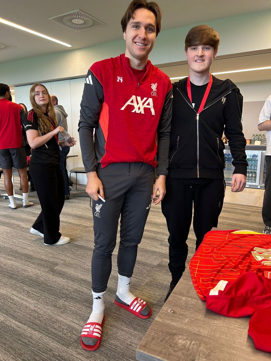 davidg_1966's tweet photo. Thank you @lfc ❤��� https://t.co/A8l2emK6W0