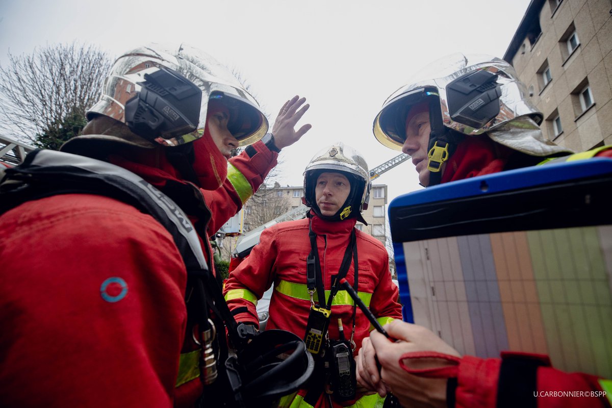 PompiersParis tweet media