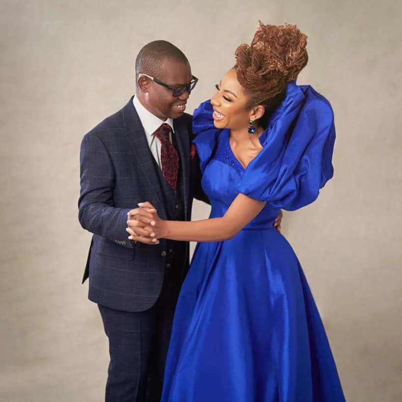 creativepriime's tweet photo. Working on a frame poster design 

Featuring Mr Alder leke and his wife 💙✨

I will post the outcome soon. 
But trust me reviving the photo it’s the most magical part for me. ✨😂

I searched and search I couldn’t get a better quality….

But yeah I cooked 🔱 https://t.co/wyBYL3339j