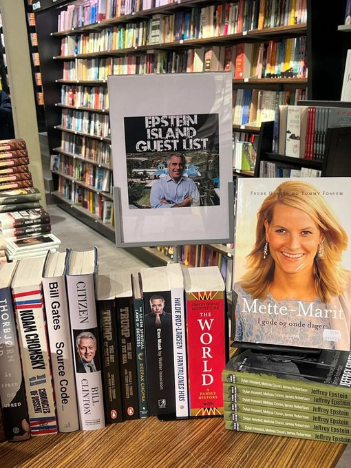 Norwegian humor at a bookstore in Oslo hitting hard 😂

Source: <a href="/RMistereggen/">Rebecca Mistereggen</a>
