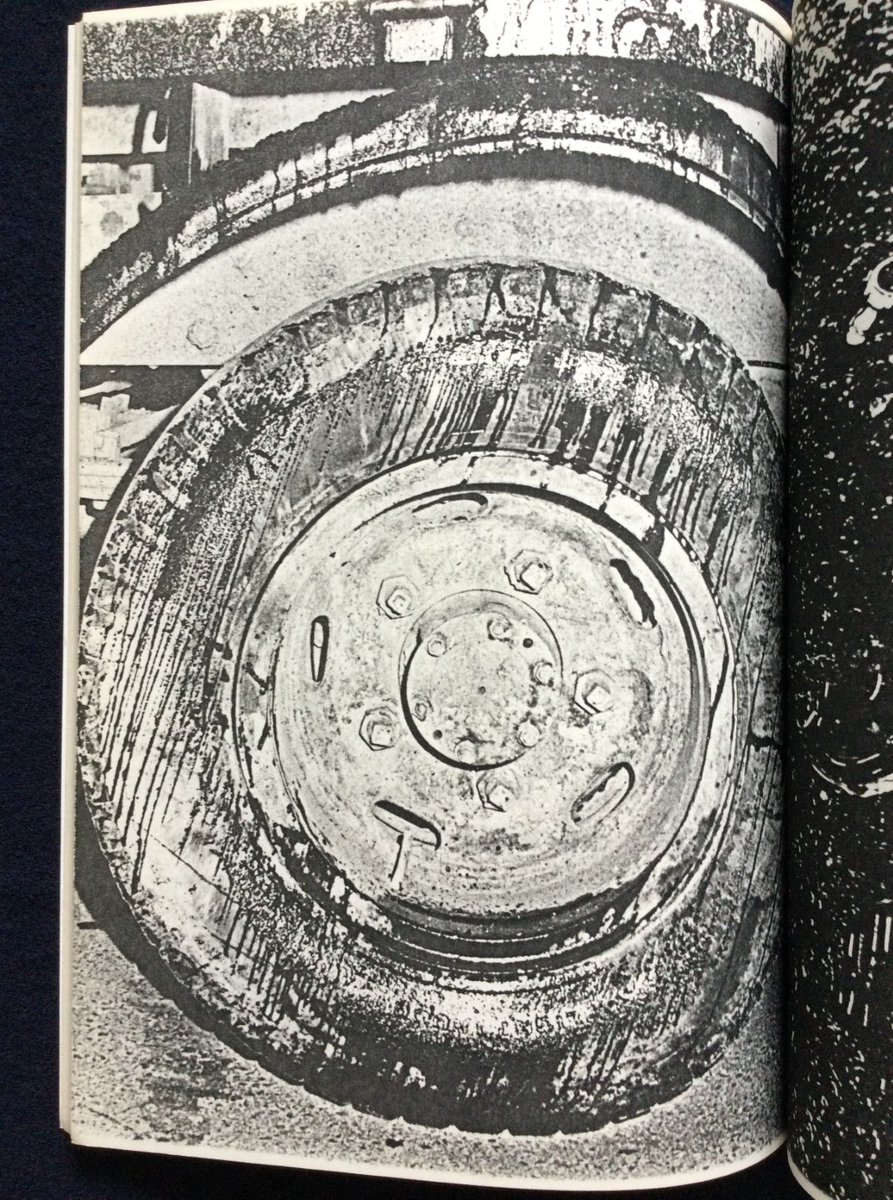 Ritsumeikan University Photo Club - Photo District - 1980

Self Published - 54 pages - 17,6 x 25,7 cm

First edition. Softcover photobook. In good condition.

Available on <a href="/Bakunen_Photo/">Bakunen - Rare Photobooks, Records, Art Store</a> 

bakunen.com/4206-ritsumeik…

#japanesephotobooks #photobooks