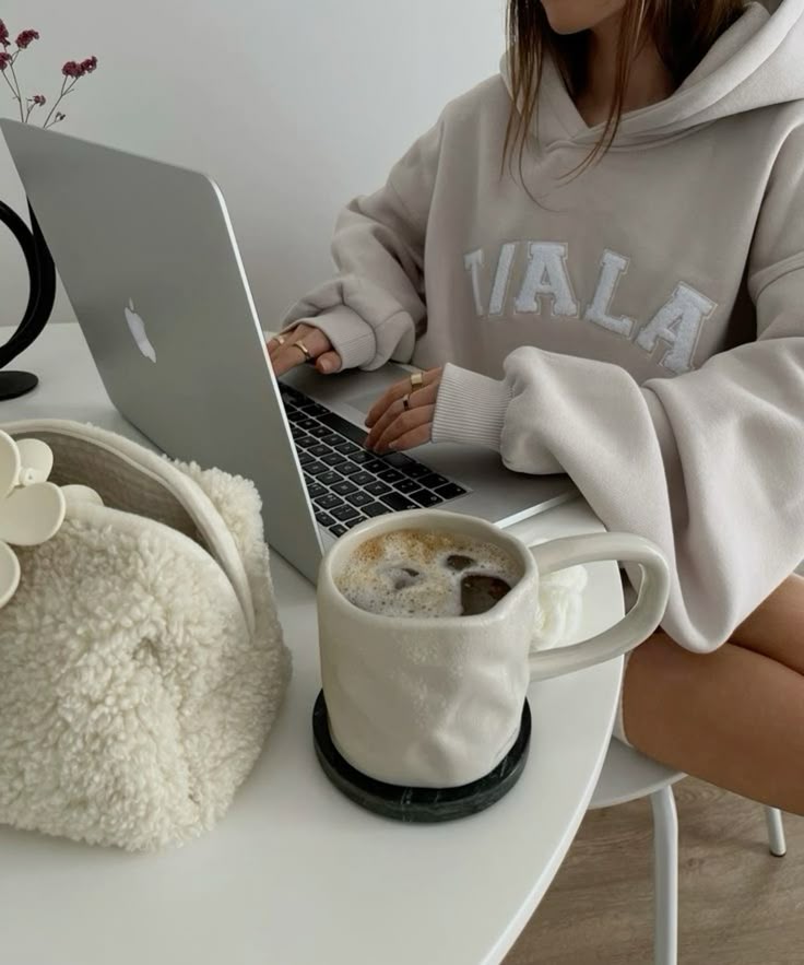 emilysterlings_'s tweet photo. mindful productivity https://t.co/PP1aQeiB1i