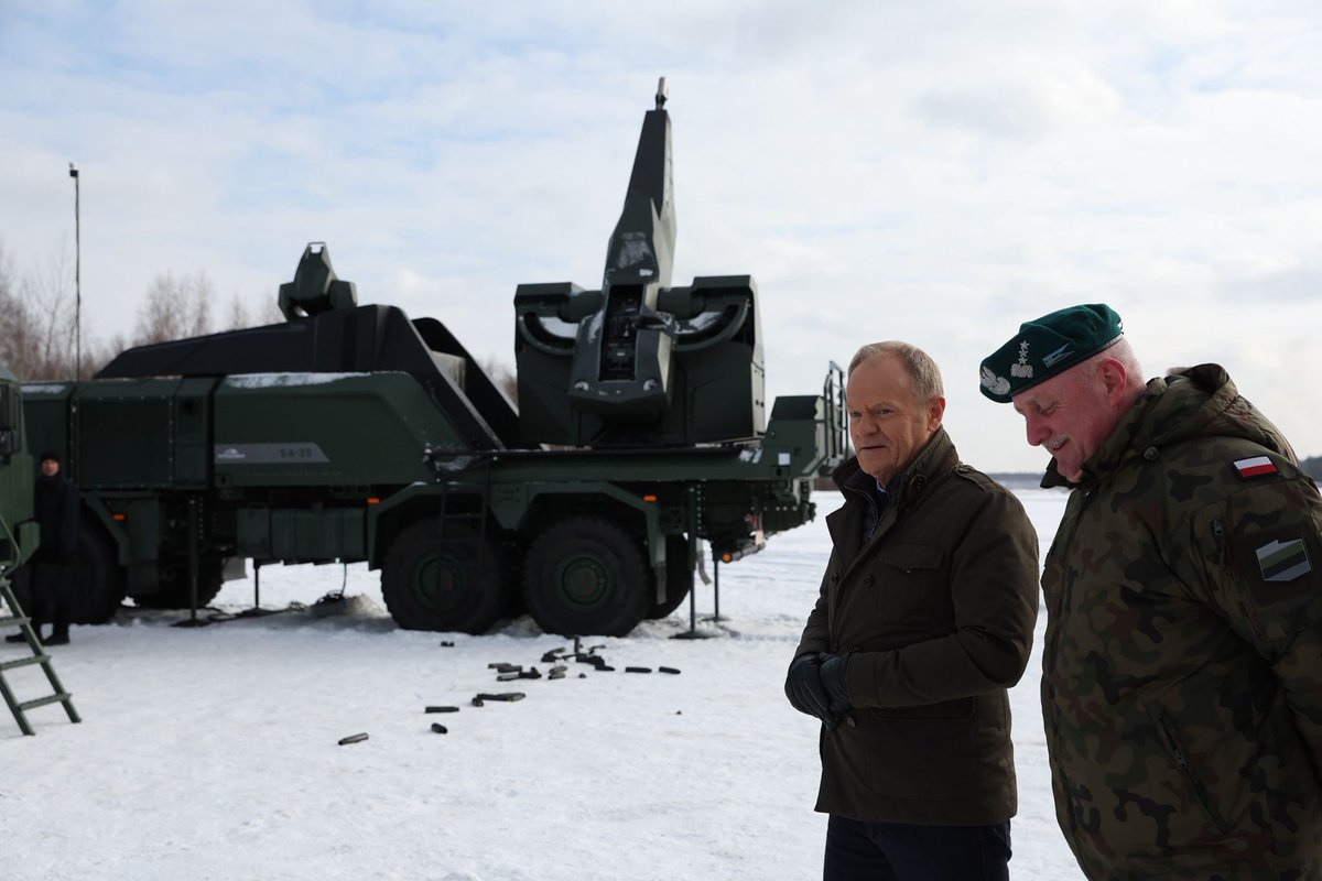 Donald Tusk tweet media