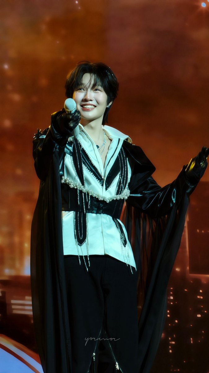 ⠀⠀⠀⭒
  ⠀⠀/\ 
  ╭ /⠀\ ╮
 (ᥩ𓏼︲⩊︲)つ━ ☆・。 
  ⊂⠀⠀⠀ノ⠀⠀ ⠀・゜+. 
   しーＪ⠀⠀    ⠀°。+
                                .  . ♡
　　　　　　　　     ་ .  　　　 　　　　　 
          　　　　     ♡ 　·   .  
　 　　 　　　　      ·  ་ .  +