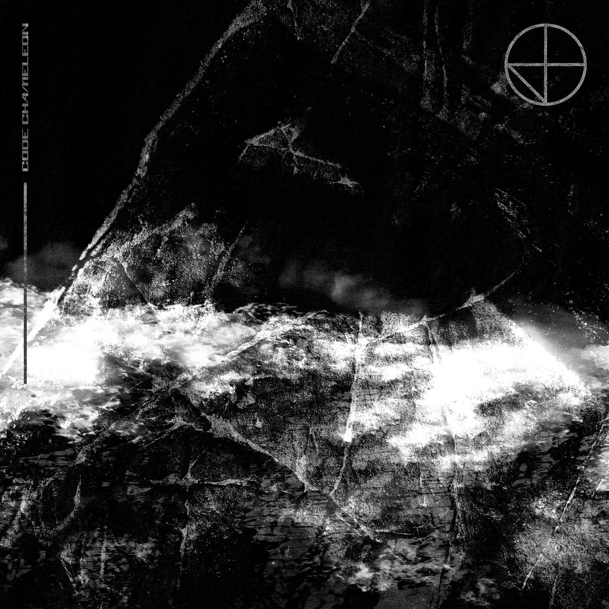CODA ‘IYWO’
I : 임창균
Y : 윤석
W : 우키
O : 오프