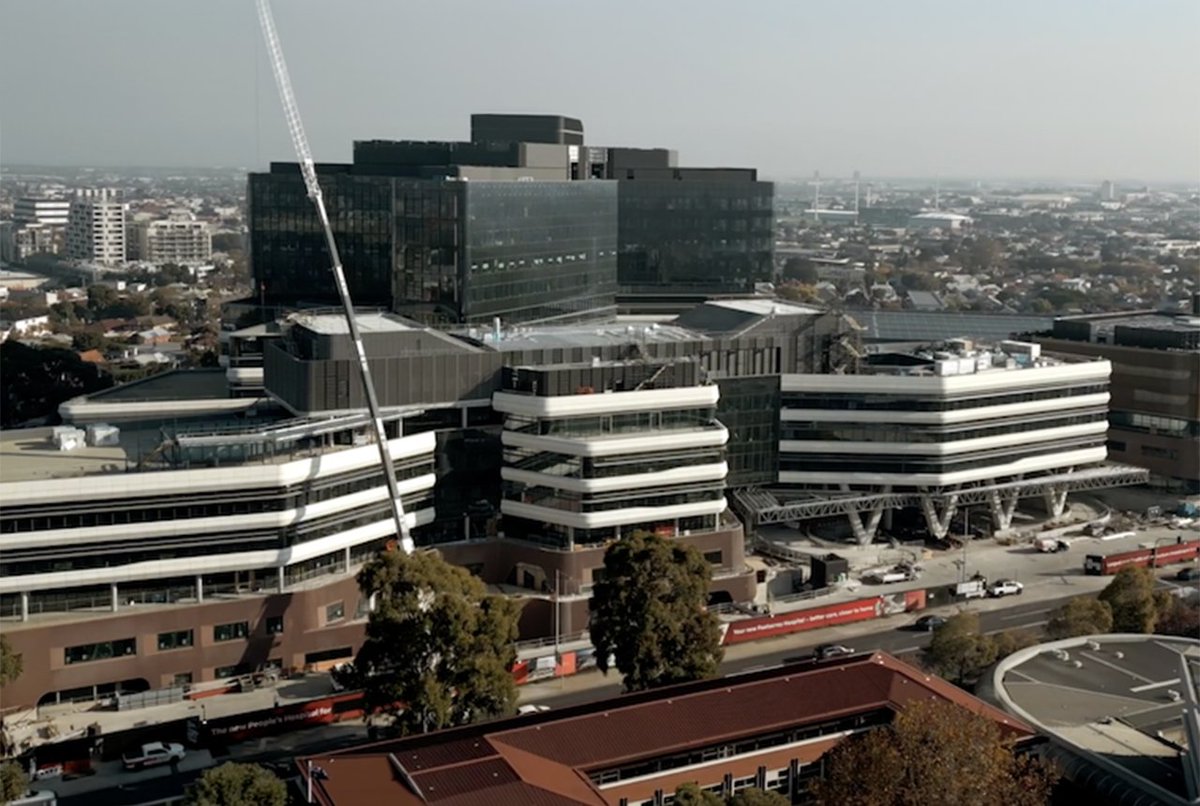 The_Indian_Sun's tweet image. The new $1.5 billion #Footscray #Hospital is now open, with 180 #patients transferred from the old site. It features over 500 beds, expanded theatres &amp;amp; imaging, Victoria's first fully public pathology service &amp;amp; an on-site training centre. #TheIndianSun

🔗 wp.me/p7ADtX-taR
