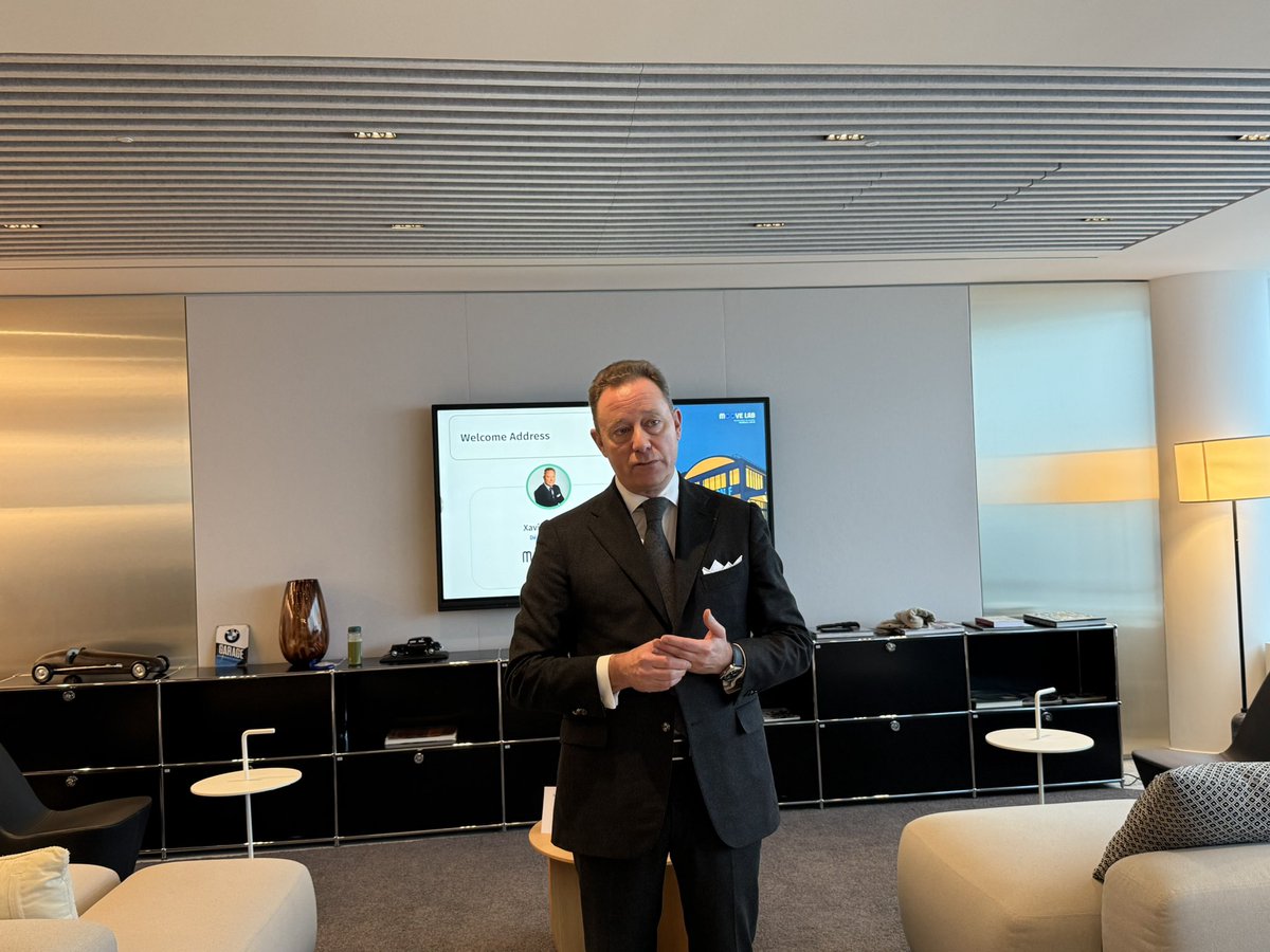 Moove Lab tweet media