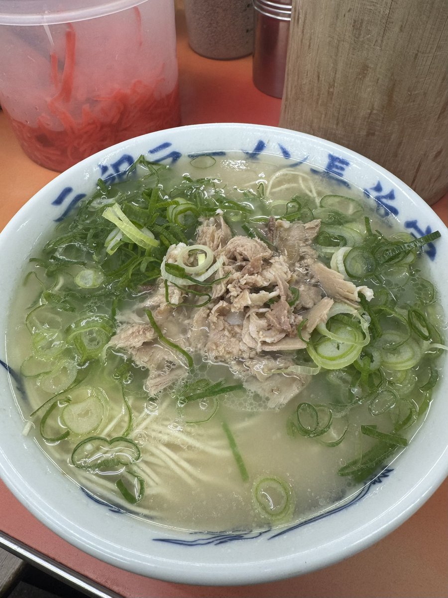 元祖ラーメン 長浜家
ラーメン🍜（ベタナマ）
たまに食べたくなる😋
⭐️⭐️⭐️
