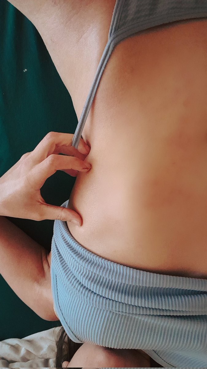 Miss Submissive tweet media
