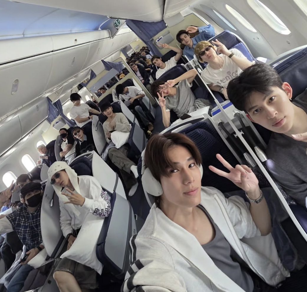 See you at GMMtheeV F a n F e s T 🇯🇵
——
<a href="/PREMxSPACE/">เปรม</a> <a href="/atrhaphan/">𝗚.</a>