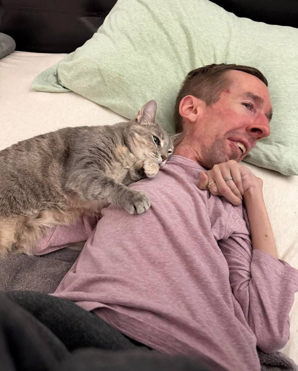 MrPitbull07's tweet photo. My disabled uncle got a cat last week, and I honestly don’t think I’ve ever seen him this happy. Not the polite smile he puts on for people. Not the “I’m fine” look. Real happiness, the kind you don’t have to perform.

Ever since that cat showed up, something shifted. He laughs more. He talks to it. He actually looks forward to his days. Seeing that hit me harder than I expected, because for the first time in a long while, it was obvious he wasn’t just getting through life, he was genuinely enjoying it.

It made me incredibly grateful that this little cat came into his life when it did. So grateful that I didn’t even hesitate, I went out and bought the cat about $1,000 worth of toys, treats, and food just to help out and make sure they’re both taken care of.

Watching someone you love finally experience real happiness again is priceless. And realizing that something so simple could bring him that much peace honestly made my heart feel full.

Credit: Frank Paul