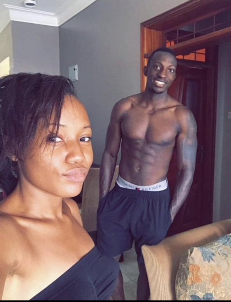 abanga_lateef's tweet image. I know women intentionally do this😭

Before.                                 After