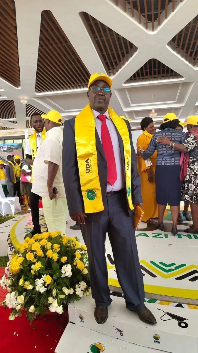 WanguKanjaF's tweet image. BREAKING NEWS: 

The Kericho High Court has ruled that John Chebochok is unfit to hold public office in Kenya.

It is a significant win for survivors from tea plantation communities whose voices are often ignored, dismissed or silenced. 

For many of them, this ruling represents