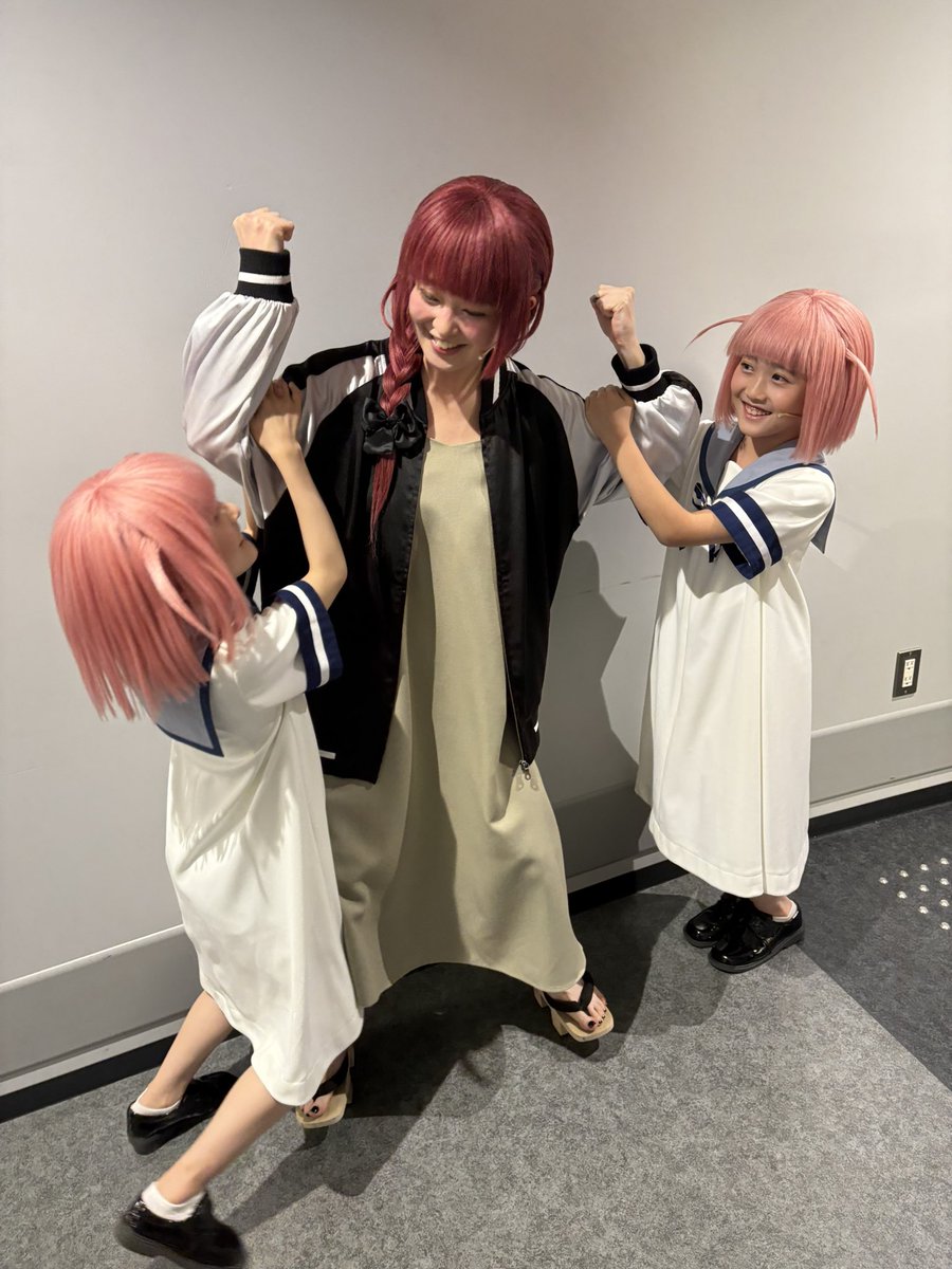 #舞台ぼっち
本日も有難うございました！！
両腕に天使！！
<a href="/ts_arisa_ta/">津久井有咲</a> <a href="/karen_0501_ama/">天野叶愛</a>